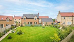 Photo 25- click for photo gallery